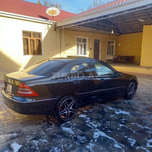 Mercedes C 240 2001, 324,000 km - 2.4 л - Bakı