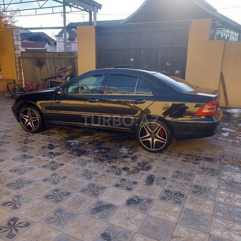 Mercedes C 240 2001, 324,000 km - 2.4 л - Bakı