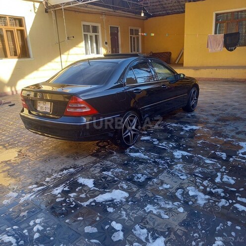 Mercedes C 240 2001, 324,000 km - 2.4 л - Bakı