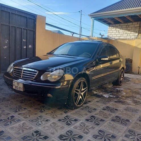 Mercedes C 240 2001, 324,000 km - 2.4 л - Bakı