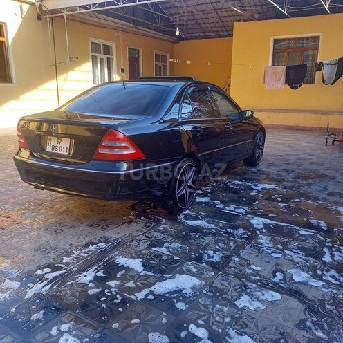 Mercedes C 240 2001, 324,000 km - 2.4 л - Bakı