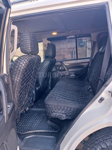 Mitsubishi Pajero 2010, 261,798 km - 3.5 л - Bakı