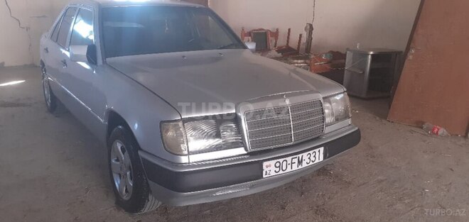 Mercedes C 220 1993, 365,814 km - 2.0 l - Bakı
