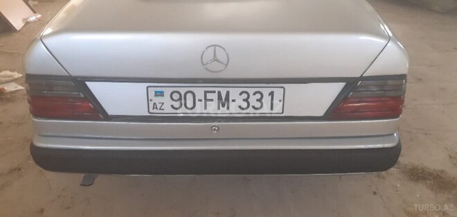 Mercedes C 220 1993, 365,814 km - 2.0 l - Bakı