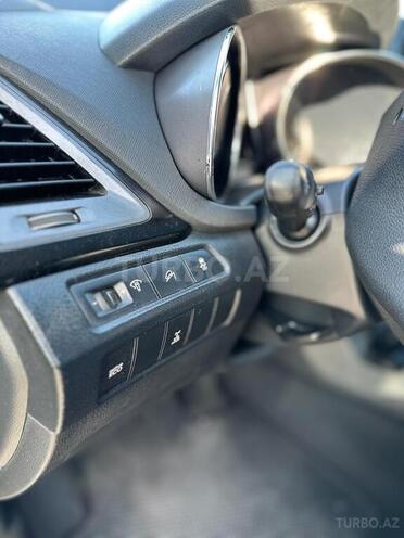 Hyundai Santa Fe 2012, 219,500 km - 2.4 l - Bakı