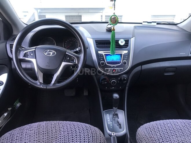 Hyundai Accent 2011, 224,000 km - 1.6 l - Bakı