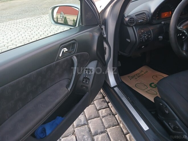 Mercedes C 180 2000, 312,800 km - 2.0 l - Bakı