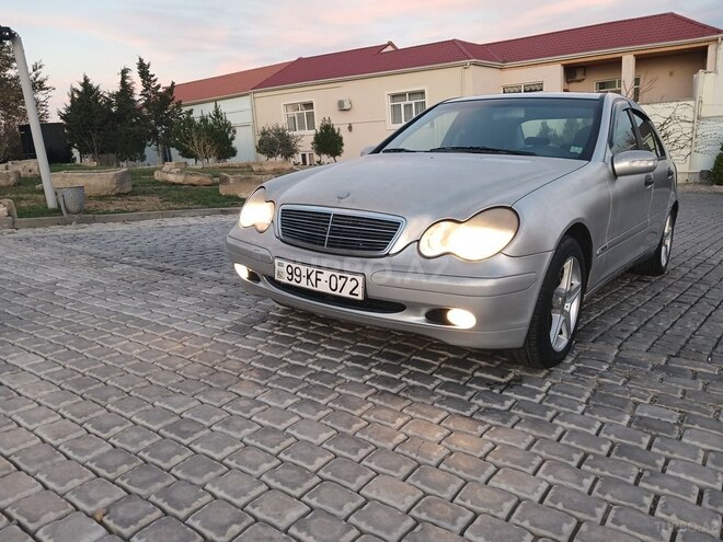 Mercedes C 180 2000, 312,800 km - 2.0 l - Bakı
