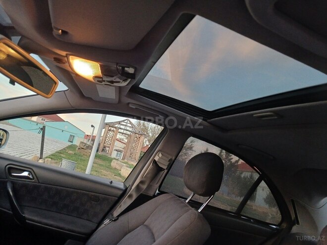 Mercedes C 180 2000, 312,800 km - 2.0 l - Bakı
