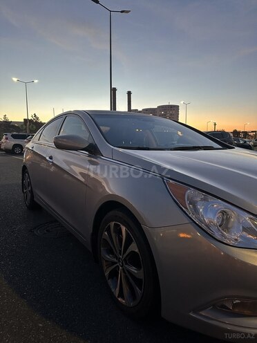Hyundai Sonata 2013, 321,869 km - 2.0 l - Bakı