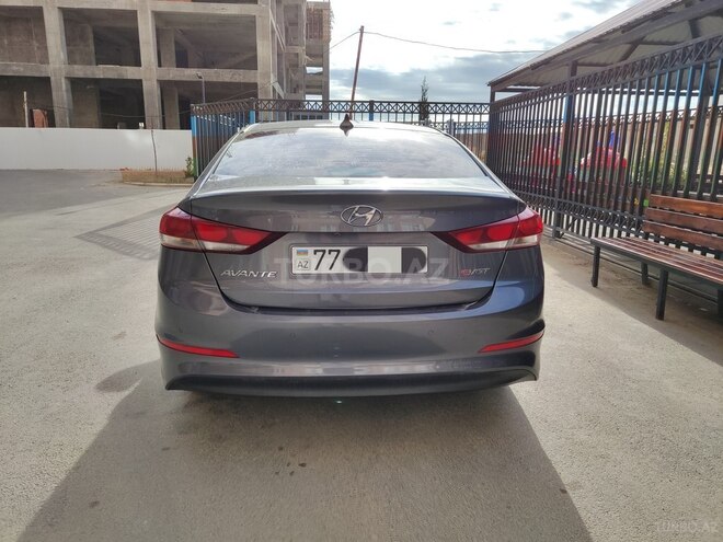Hyundai Elantra 2015, 134,500 km - 1.6 l - Bakı