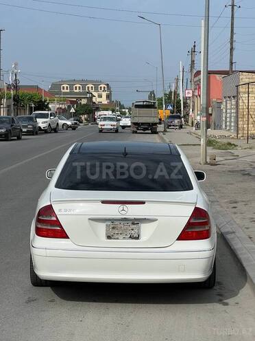 Mercedes E 320 2004, 260,000 km - 3.2 l - Xaçmaz