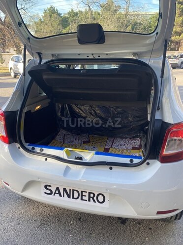 Renault Sandero 2015, 27,513 km - 1.6 l - Xırdalan