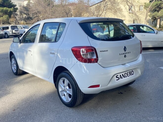 Renault Sandero 2015, 27,513 km - 1.6 l - Xırdalan