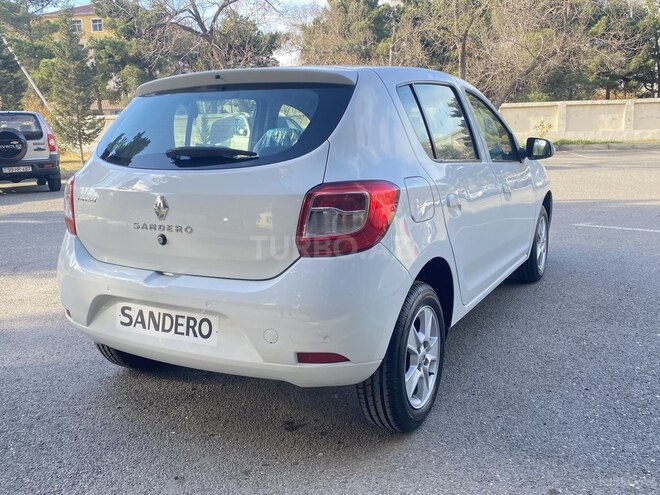 Renault Sandero 2015, 27,513 km - 1.6 l - Xırdalan