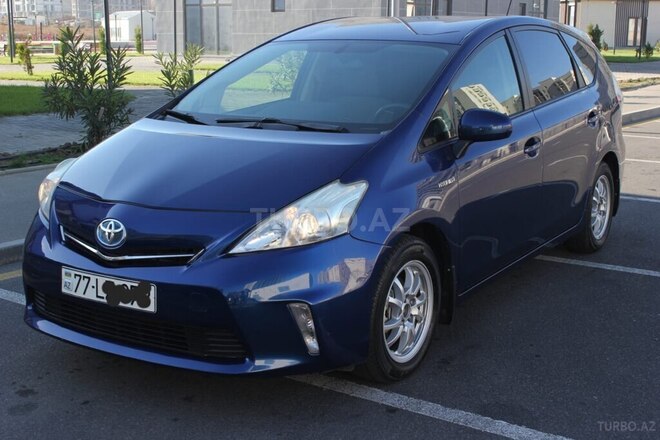 Toyota Prius V 2012, 315,000 km - 1.8 l - Bakı