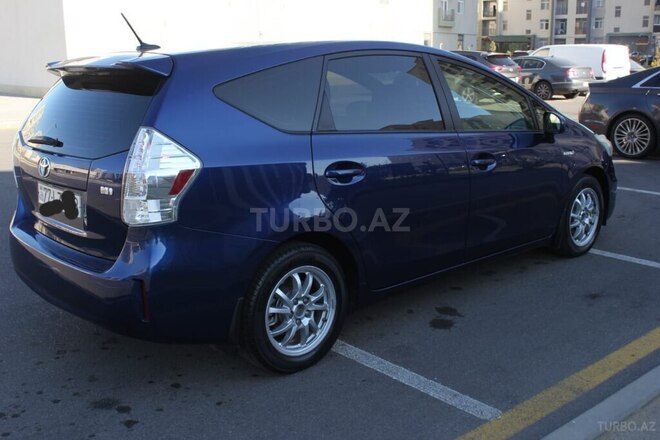 Toyota Prius V 2012, 315,000 km - 1.8 l - Bakı