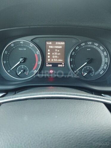 Skoda Octavia 2021, 33,500 km - 1.4 l - Bakı