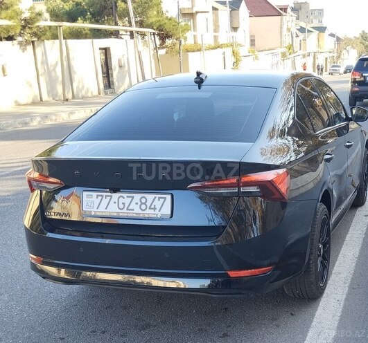 Skoda Octavia 2021, 33,500 km - 1.4 l - Bakı