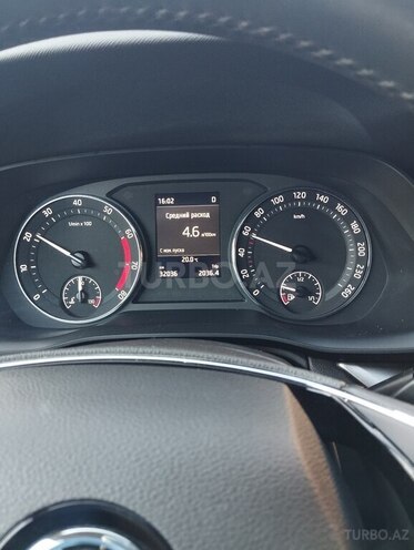 Skoda Octavia 2021, 33,500 km - 1.4 l - Bakı