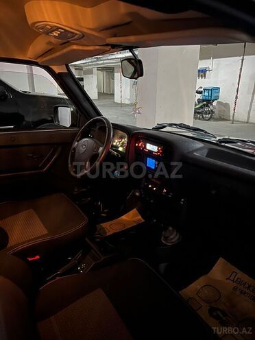 LADA (VAZ) Niva 2018, 1,120 km - 1.7 l - Bakı
