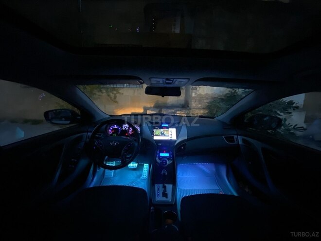 Hyundai Elantra 2011, 260,000 km - 1.8 л - Bakı