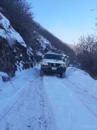 Mitsubishi L200 2005, 500,000 km - 2.5 l - Bakı