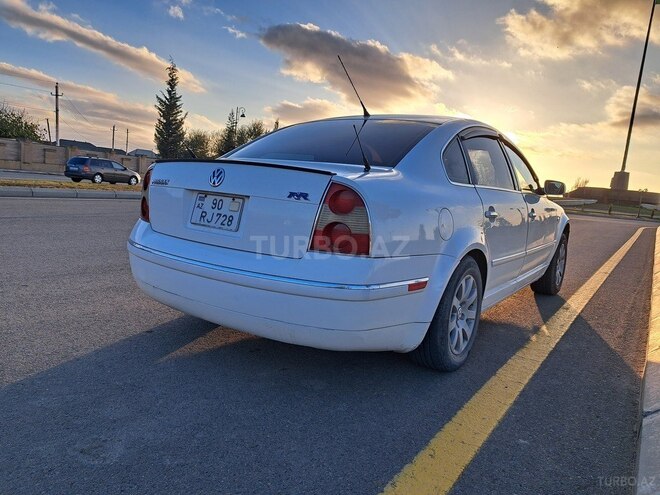 Volkswagen Passat 2003, 200,000 km - 1.8 л - Neftçala