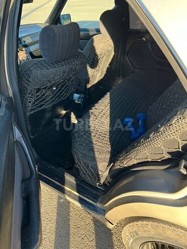 Mercedes E 200 1986, 255,555 km - 2.0 l - Cəlilabad