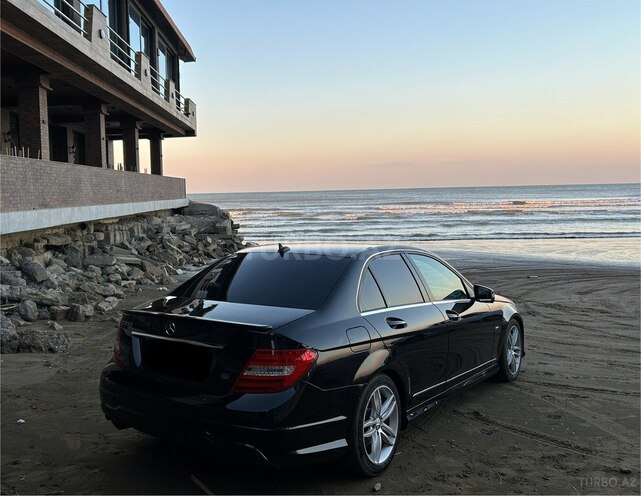 Mercedes C 250 2012, 270,000 km - 1.8 л - Bakı