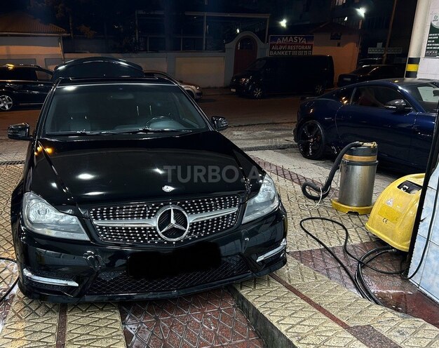 Mercedes C 250 2012, 270,000 km - 1.8 л - Bakı