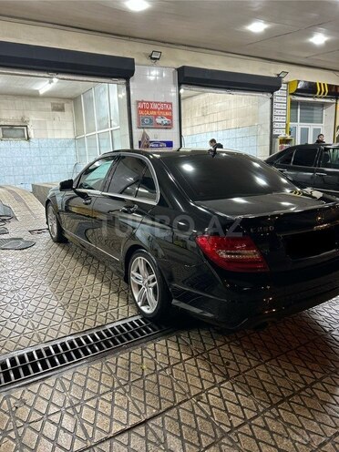 Mercedes C 250 2012, 270,000 km - 1.8 л - Bakı