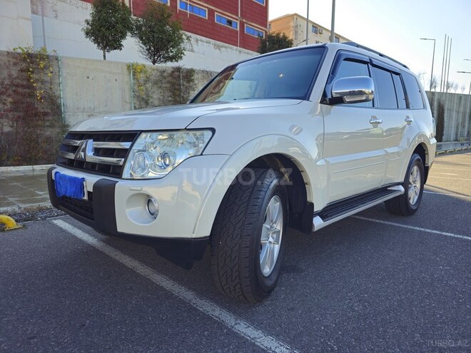 Mitsubishi Pajero 2007, 190,000 km - 3.0 л - Bakı
