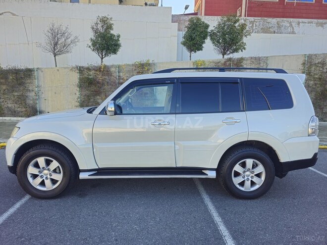 Mitsubishi Pajero 2007, 190,000 km - 3.0 л - Bakı