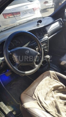Opel Vectra 1997, 180,000 km - 2.0 l - Bakı