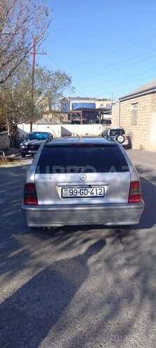 Mercedes C 200 2000, 195,877 km - 2.0 l - Bakı