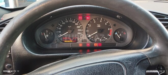 BMW 318 1996, 360,000 km - 1.8 l - Quba