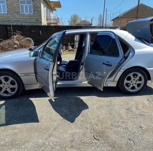 Mercedes C 180 1995, 412,000 km - 1.8 l - Beyləqan