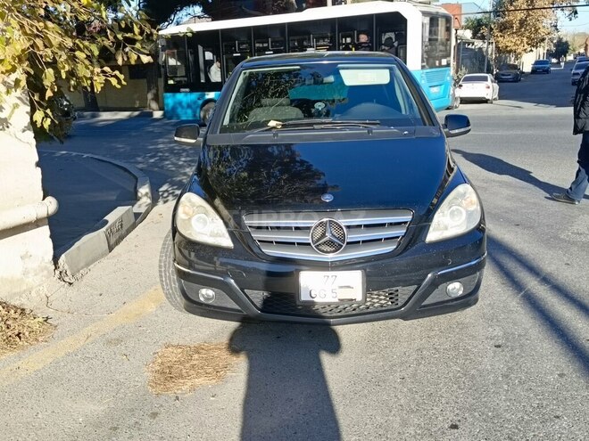 Mercedes B 170 2008, 190,000 km - 1.7 л - Bakı