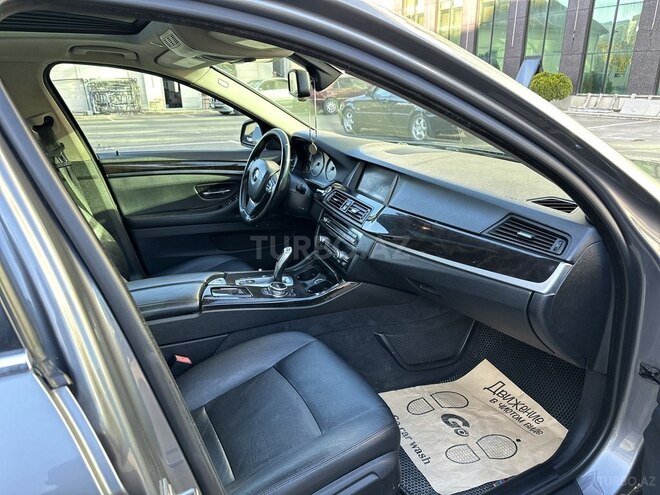 BMW 528 2014, 181,000 km - 2.0 l - Gəncə