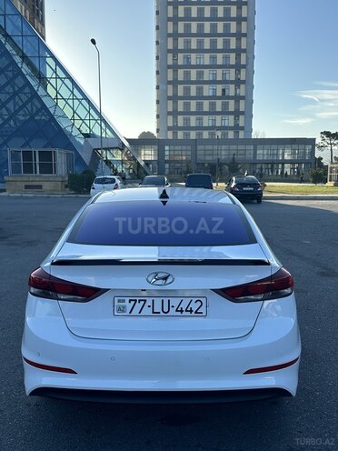 Hyundai Elantra 2015, 127,000 km - 1.6 l - Bakı