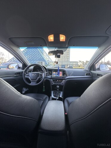 Hyundai Elantra 2015, 127,000 km - 1.6 l - Bakı