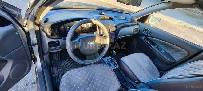 Nissan Sunny 2008, 284,000 km - 1.6 l - Gəncə