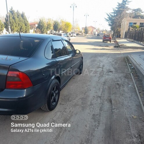 Opel Vectra 2001, 365,214 km - 2.2 л - Şəmkir