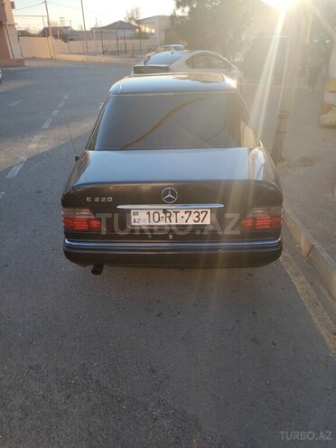 Mercedes E 220 1994, 520,000 km - 2.2 l - Bakı