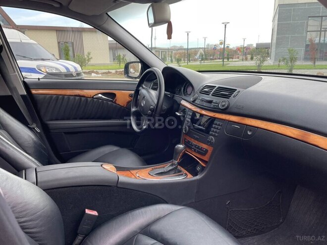Mercedes E 220 2008, 210,000 km - 2.2 л - Bakı