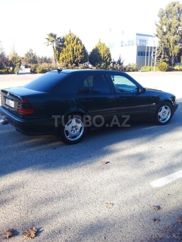 Mercedes C 180 1997, 124,574 km - 1.8 l - Sabirabad
