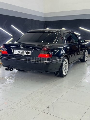 Mercedes C 180 2000, 250,000 km - 1.8 l - Bakı