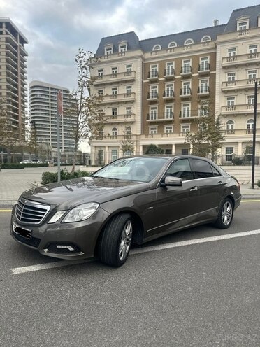 Mercedes E 220 2010, 315,000 km - 2.2 л - Bakı