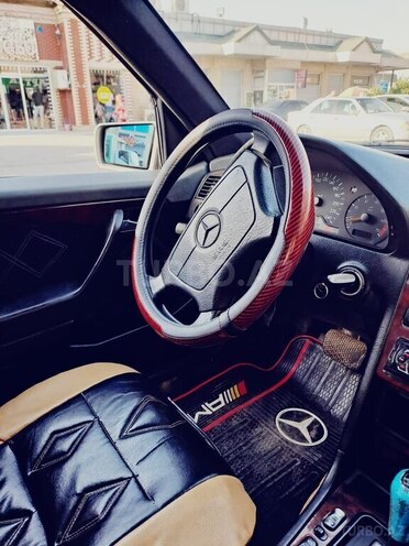 Mercedes C 200 1994, 318,000 km - 2.0 л - Bakı